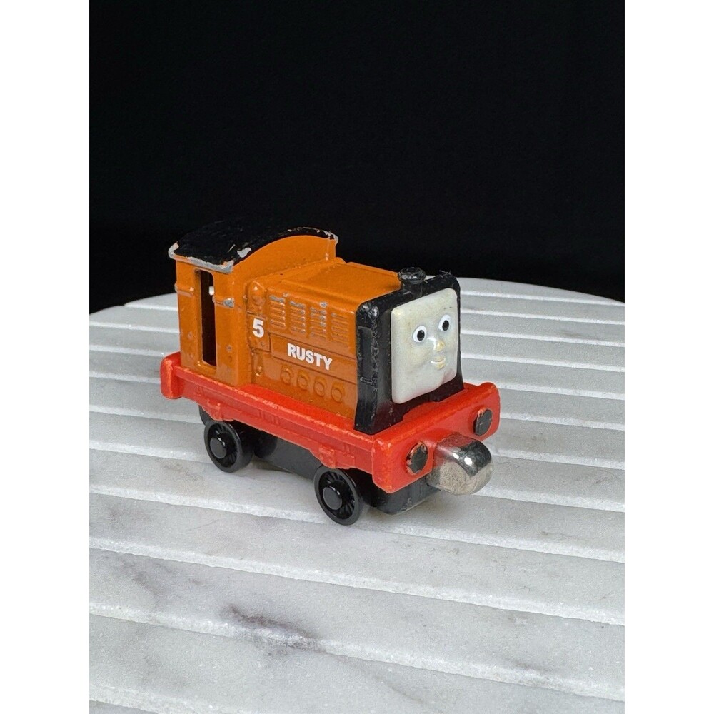 Thomas & Friends Take-n-Play Rusty #5 Diecast Engine 2011 Mattel